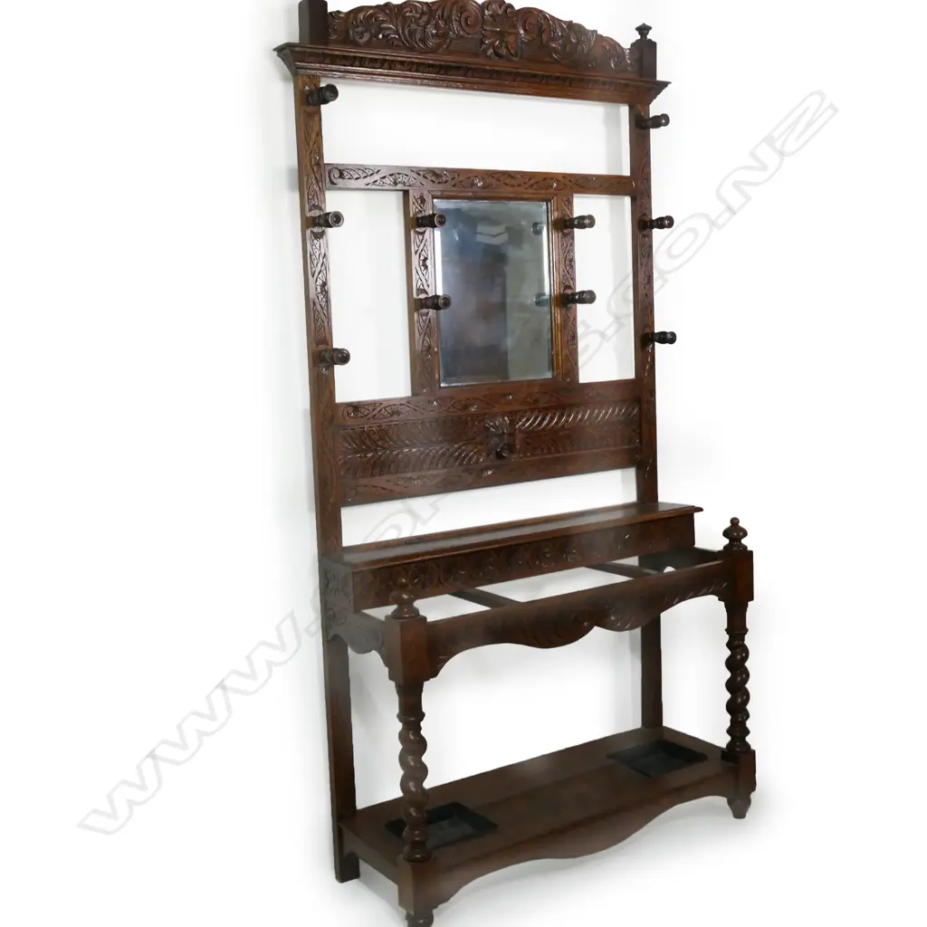 A large Victorian oak carved hall stand, Image 1++