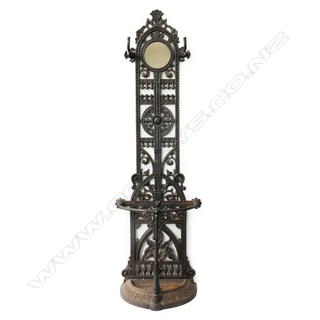 A Victorian 'Falkirk' cast iron hall stand, Image 1++