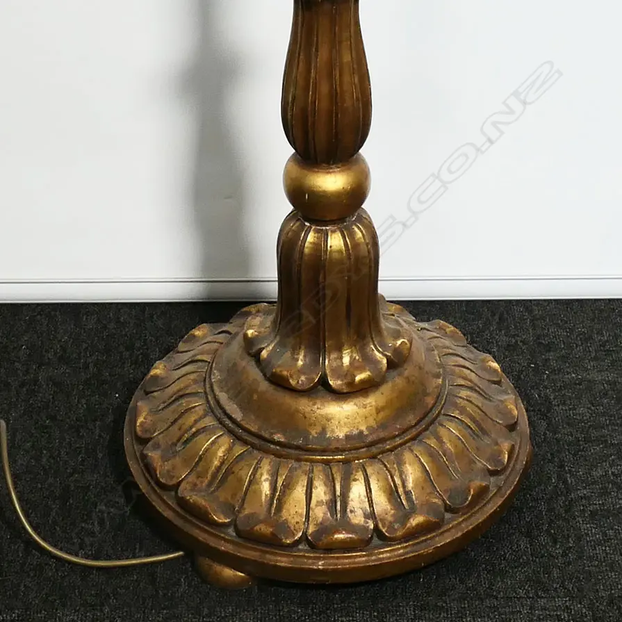 A slender Venetian giltwood torchere based standard lamp, Image 1++