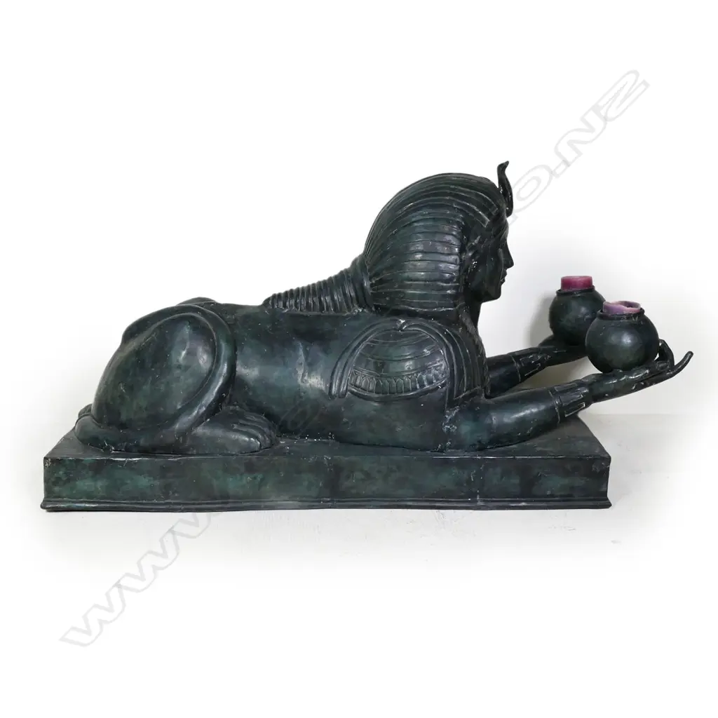 An impressive large 20thC bronze sphinx sculpture, Image 1++