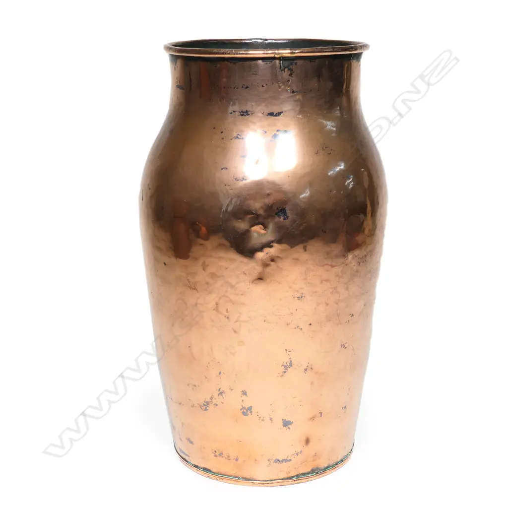 A large vintage copper jug, Image 1++