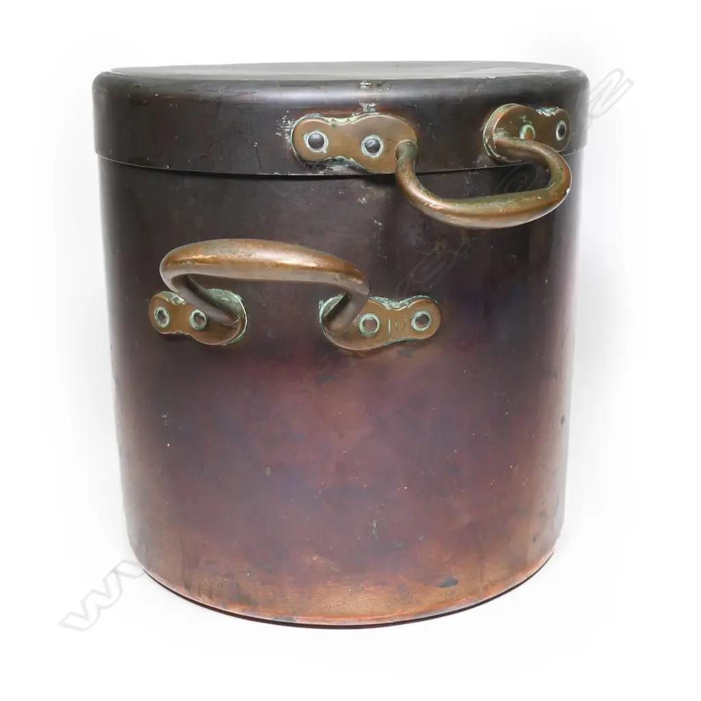 A large vintage copper stock pot Image 1++