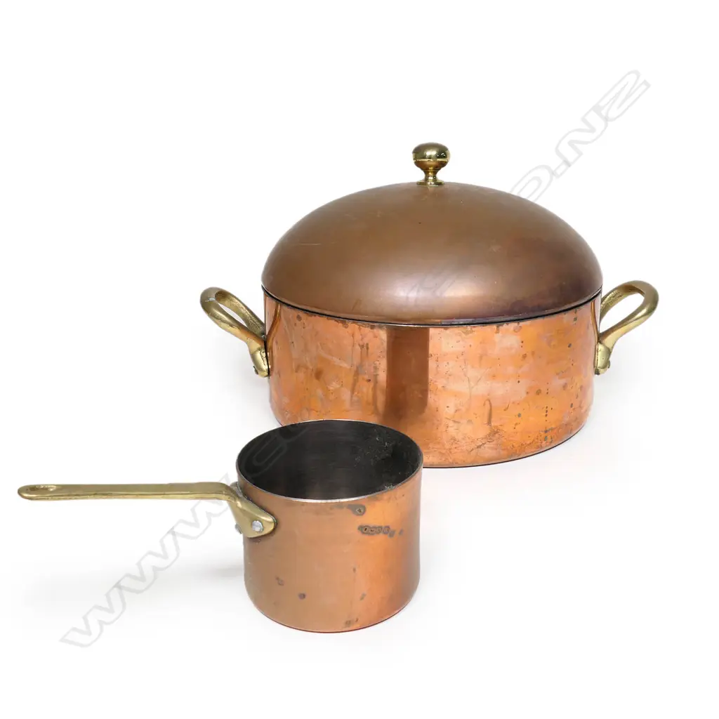 A  St. Clair copper stock pot Image 1++