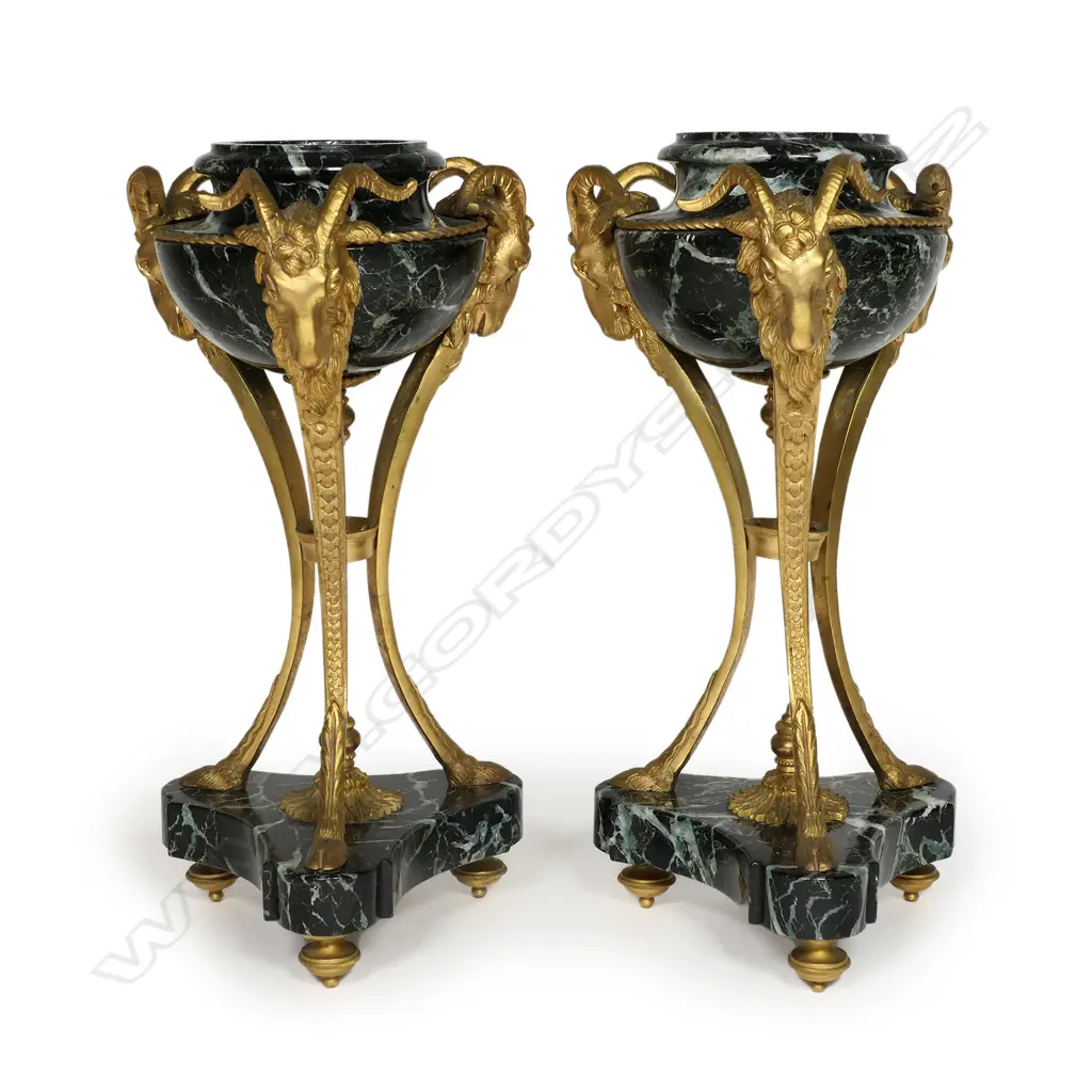 A pair of Louis XVI-style marble garniture urns, late 19th-early 20thC, Image 1++