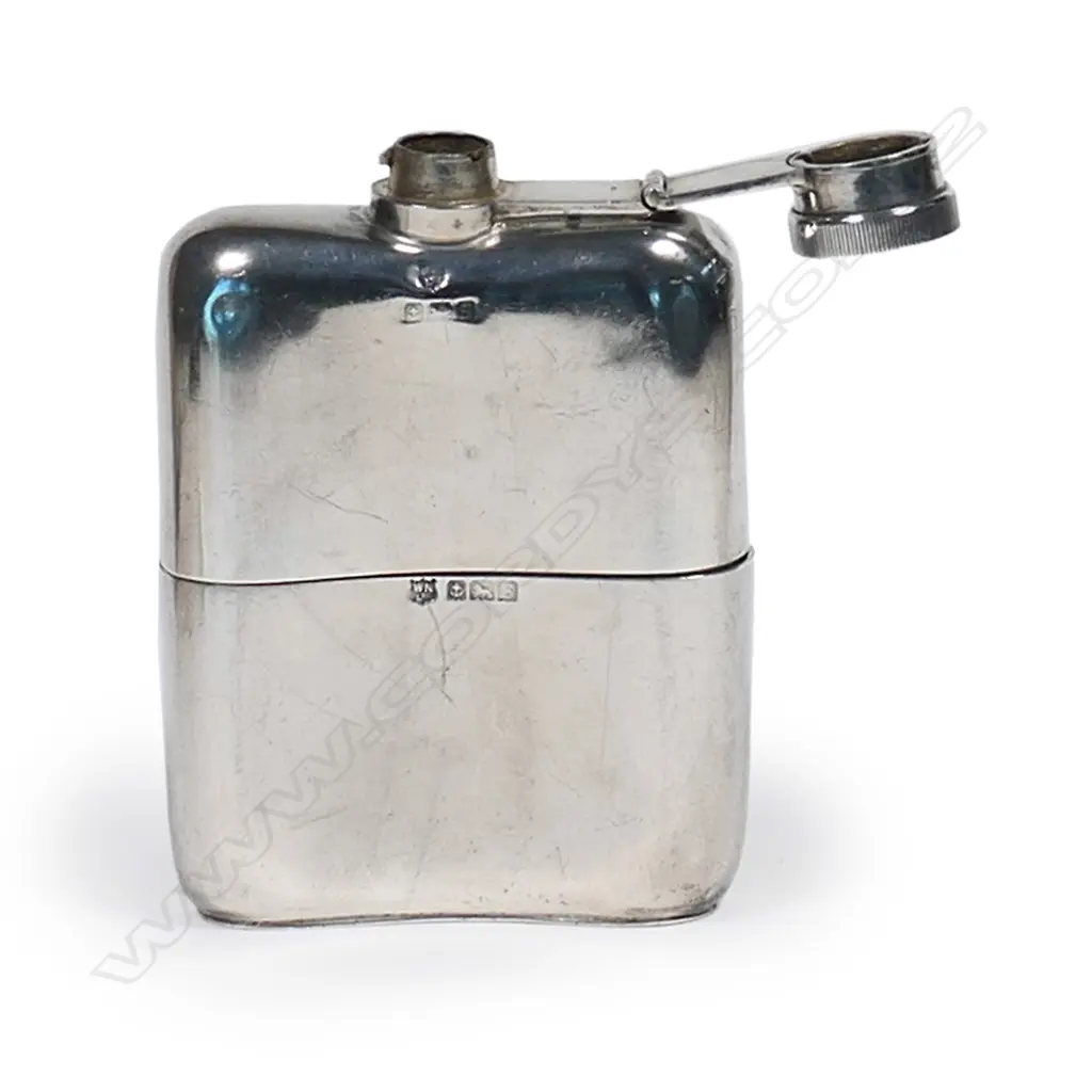 A sterling silver hip flask with presentation inscription to 'Major Stowe NZMC*, Image 1++