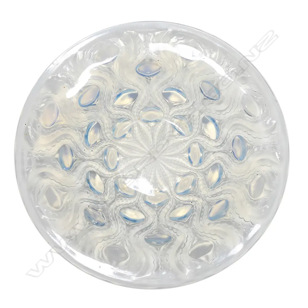René Lalique opalescent glass 'Bulbes N° 2' bowl Image 1++