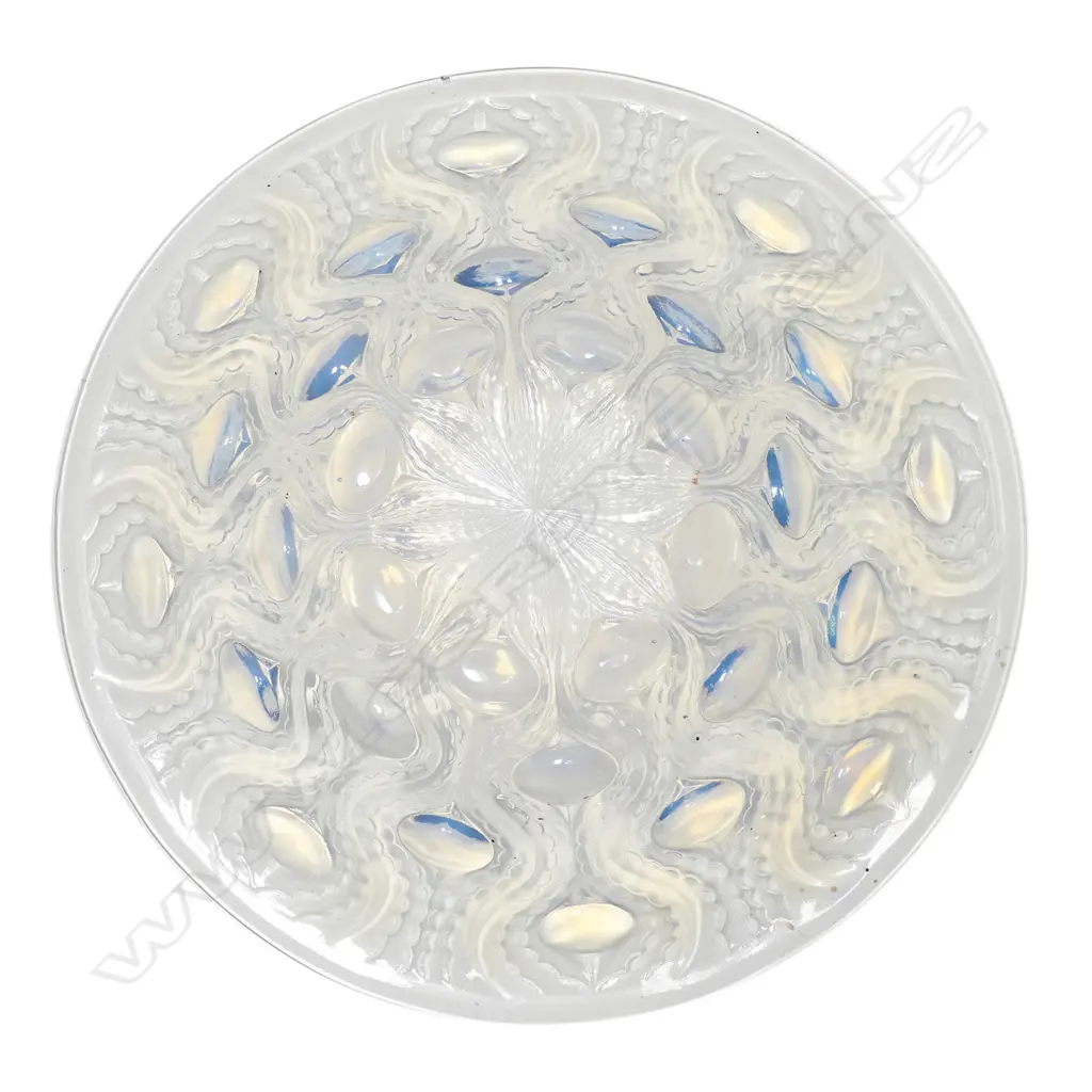 René Lalique opalescent glass 'Bulbes N° 2' bowl Image 1++