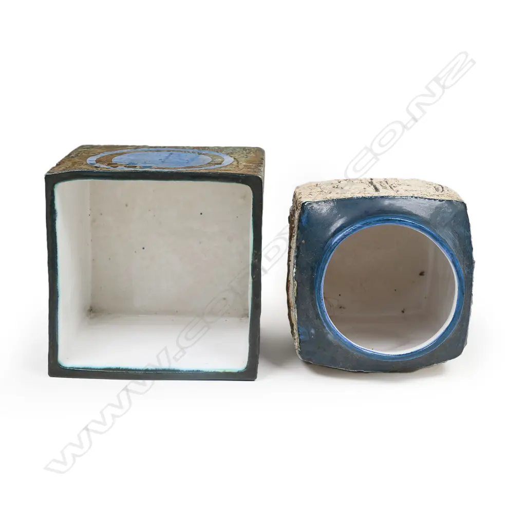Two Troika pottery 1960s/70s St. Ives, Cornwall pottery vases, Image 1++