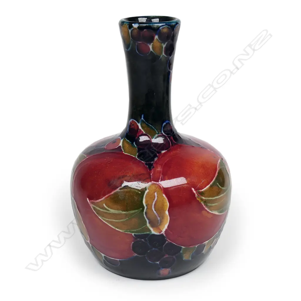 A William Moorcroft miniature early Pomegranate vase, Image 1++