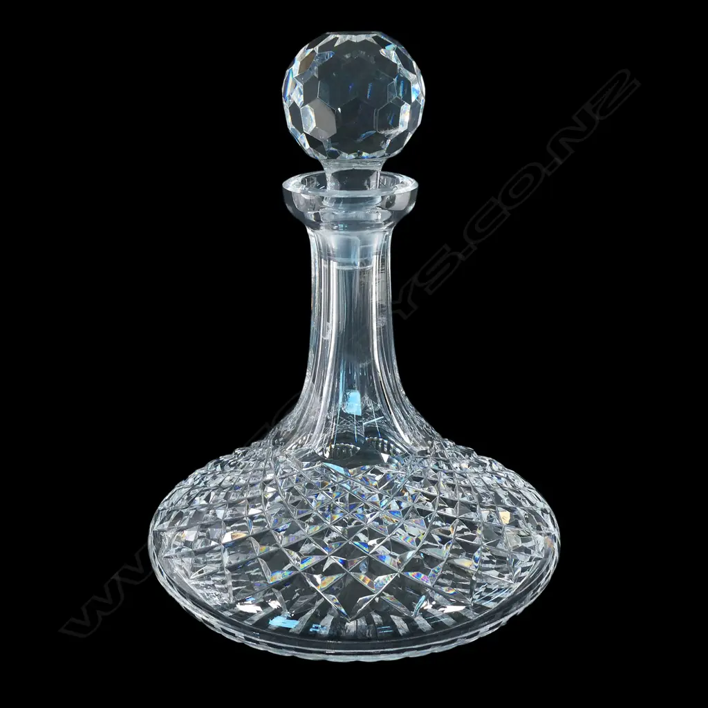 A Waterford crystal ship's decanter, Image 1++