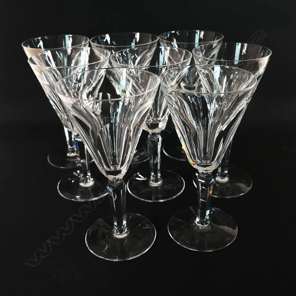 A set of eight Waterford crystal wine glasses, Image 1++