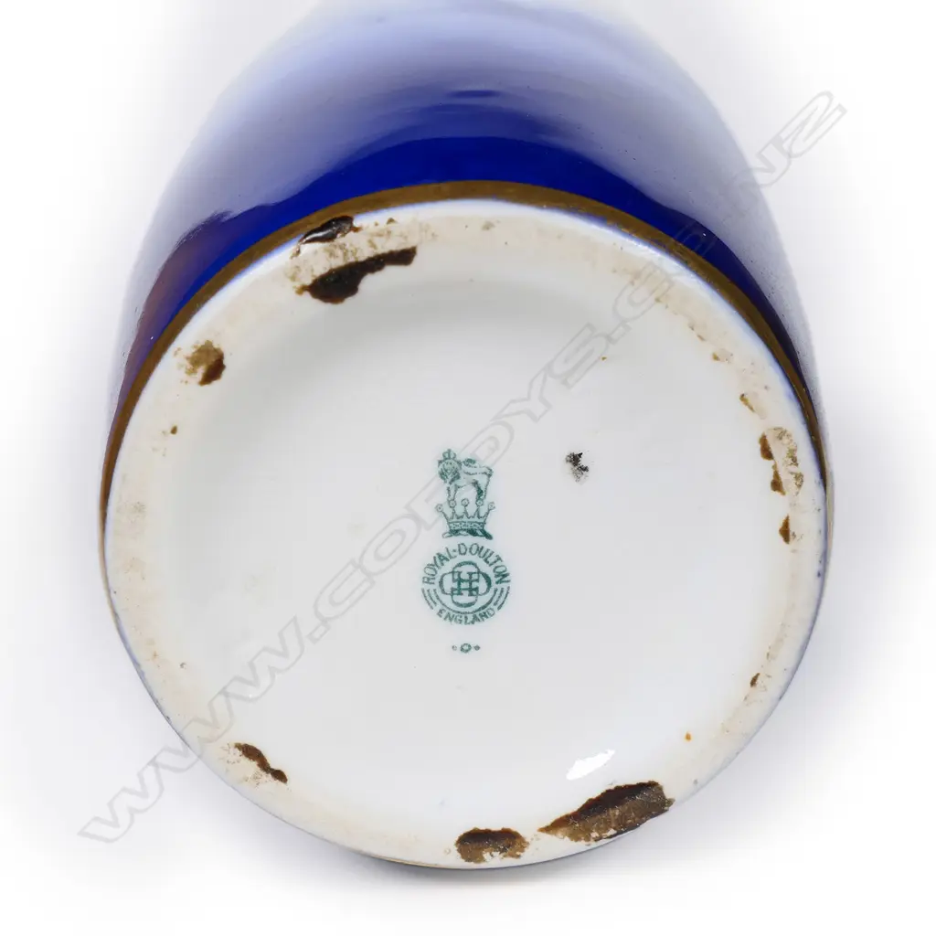 A Royal Doulton large Blue Children vase, Image 1++