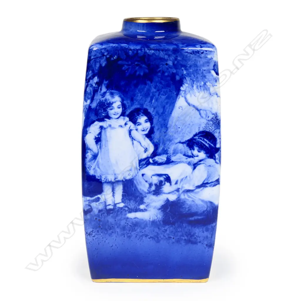 A Royal Doulton Blue Children squared vase, Image 1++