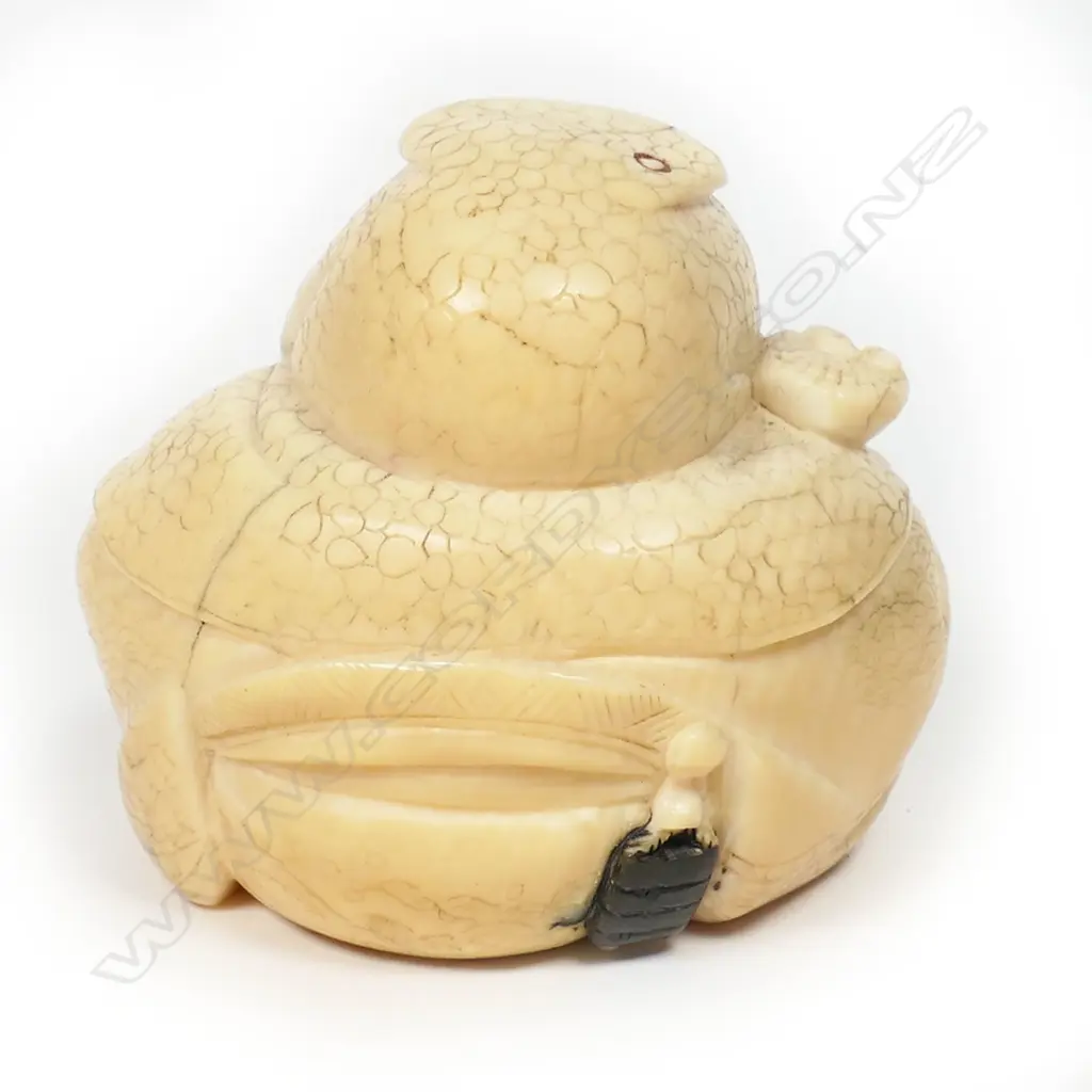 A Japanese ivory okimono of Hotei, Image 1++
