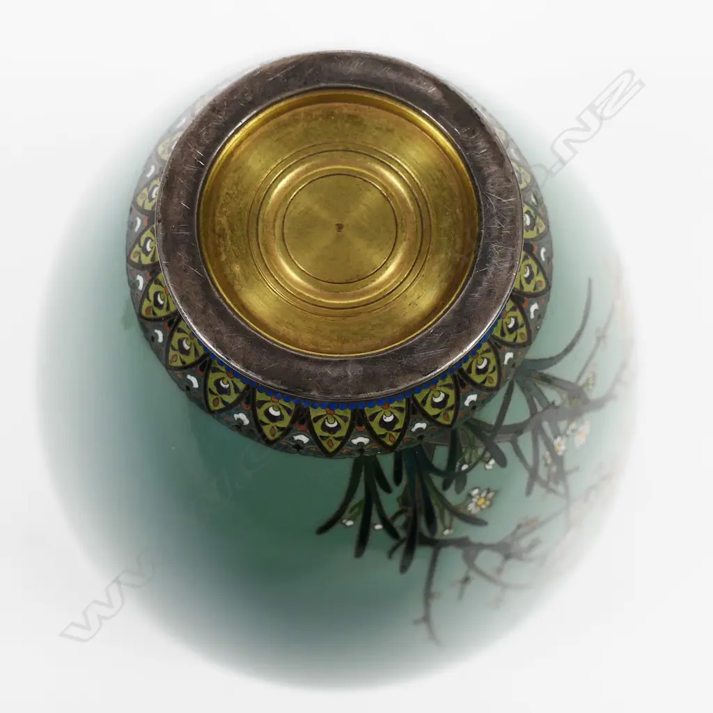 A c.1900 fine Japanese cloisonne small vase, Image 1++