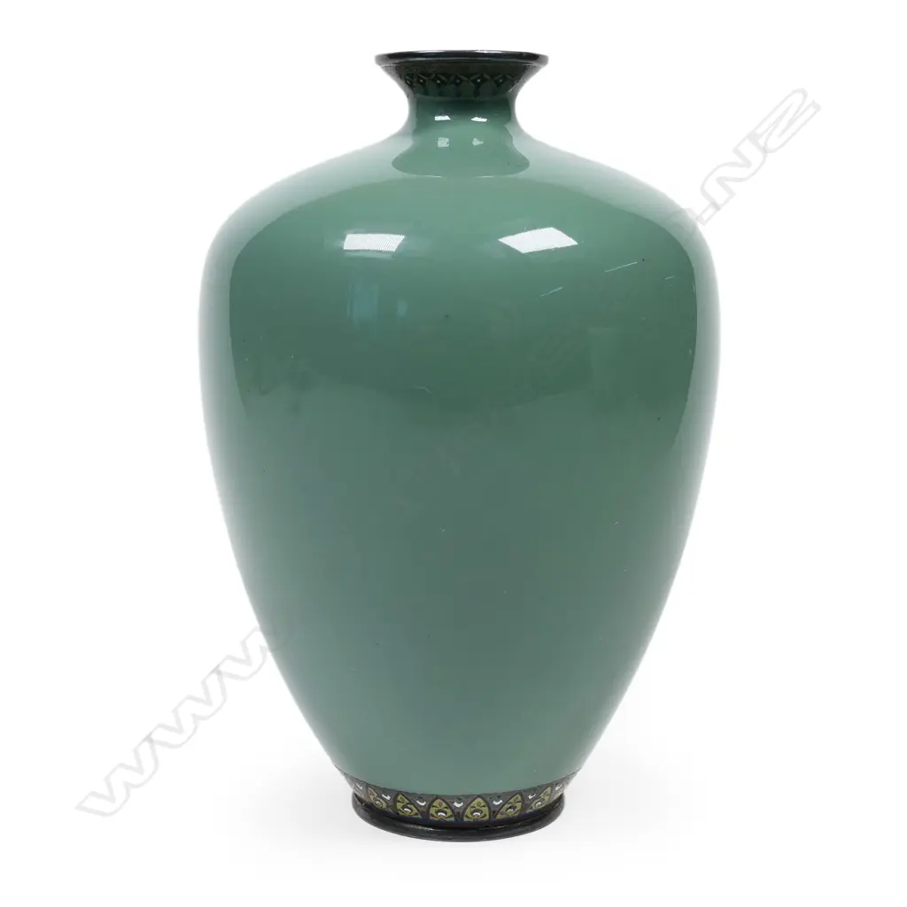 A c.1900 fine Japanese cloisonne small vase, Image 1++