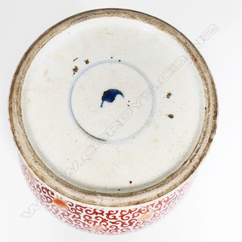 A Chinese Qing dynasty temple jar Image 1++