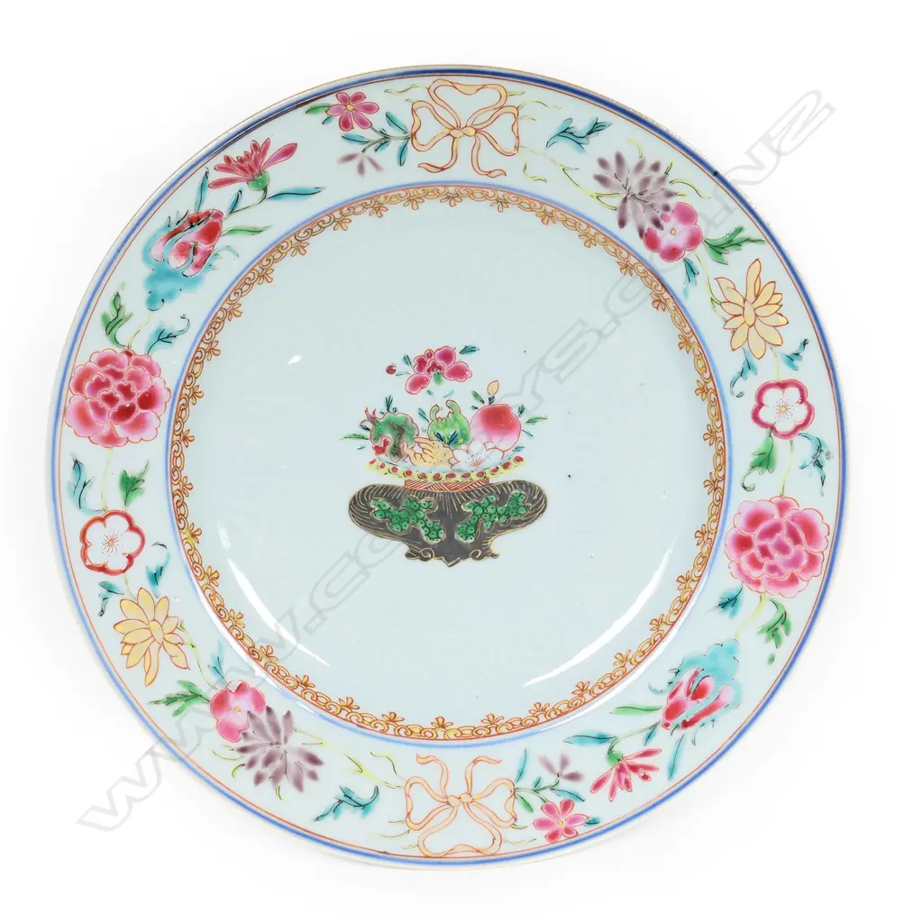 A Chinese porcelain plate, Image 1++
