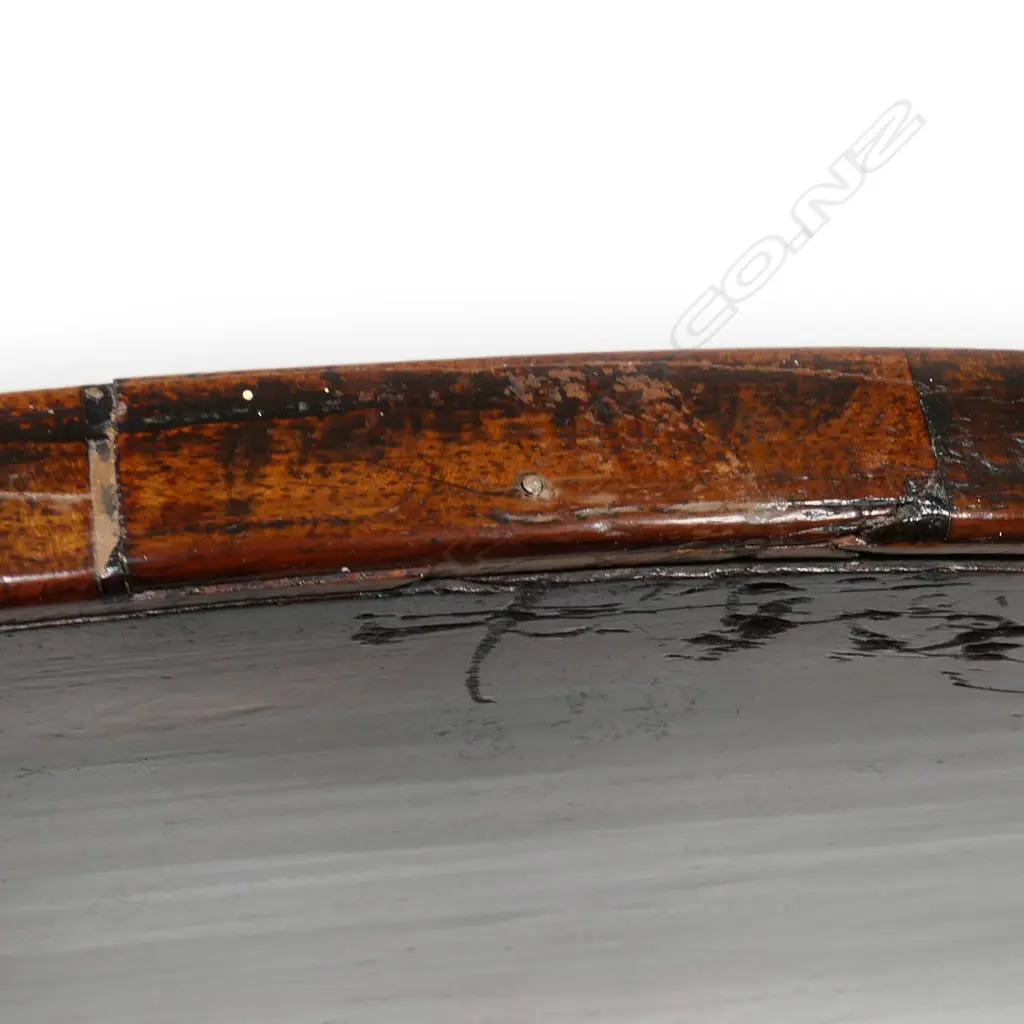 An early 20thC Oriental oval teak tray, inlaid with mother-of-pearl, Image 1++