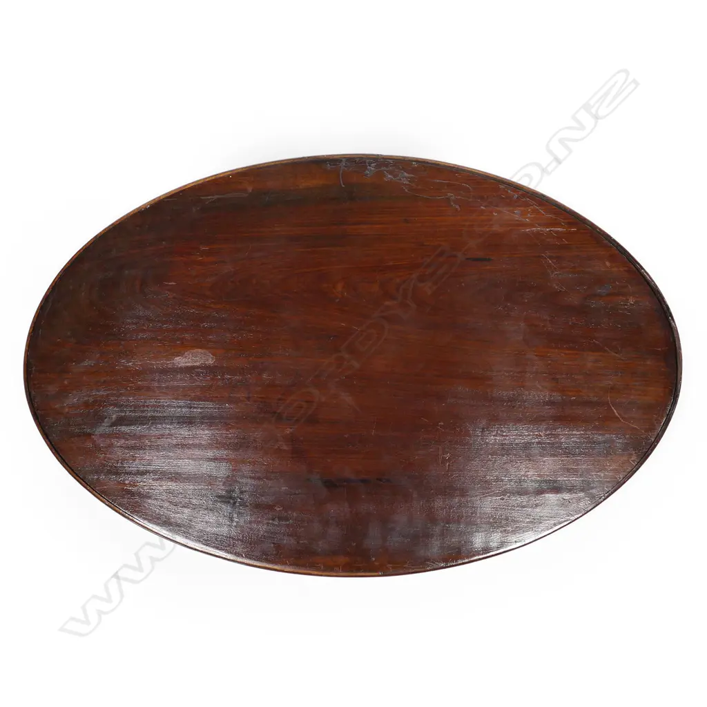 An early 20thC Oriental oval teak tray, inlaid with mother-of-pearl, Image 1++