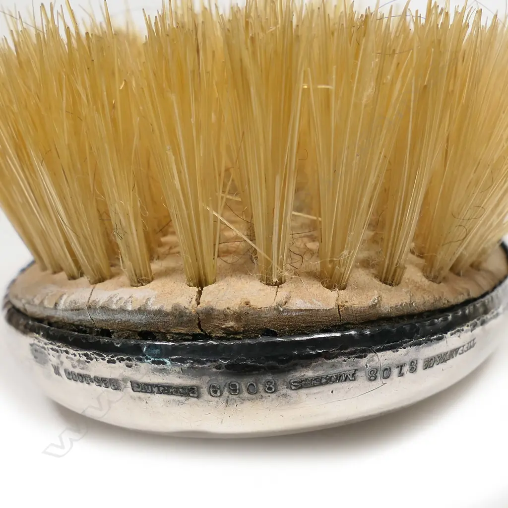 A Tiffany & Co silver dressing set, Image 1++