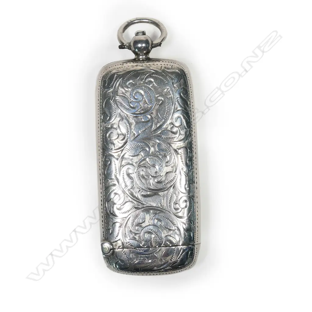 An unusual late Victorian silver combination vesta case and sovereign holder, Image 1++