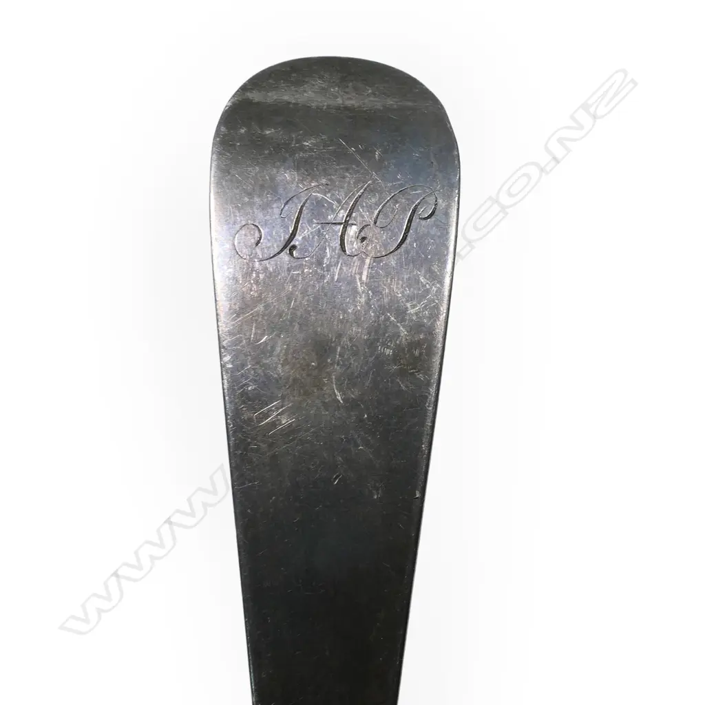 A pair of George III Scottish silver tablespoons, Image 1++