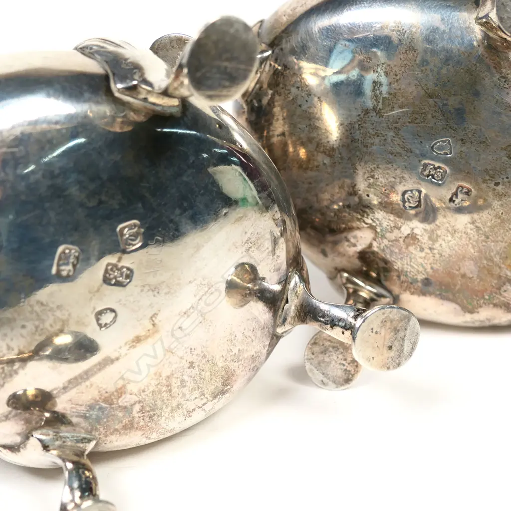 A pair of George III silver salts, Image 1++