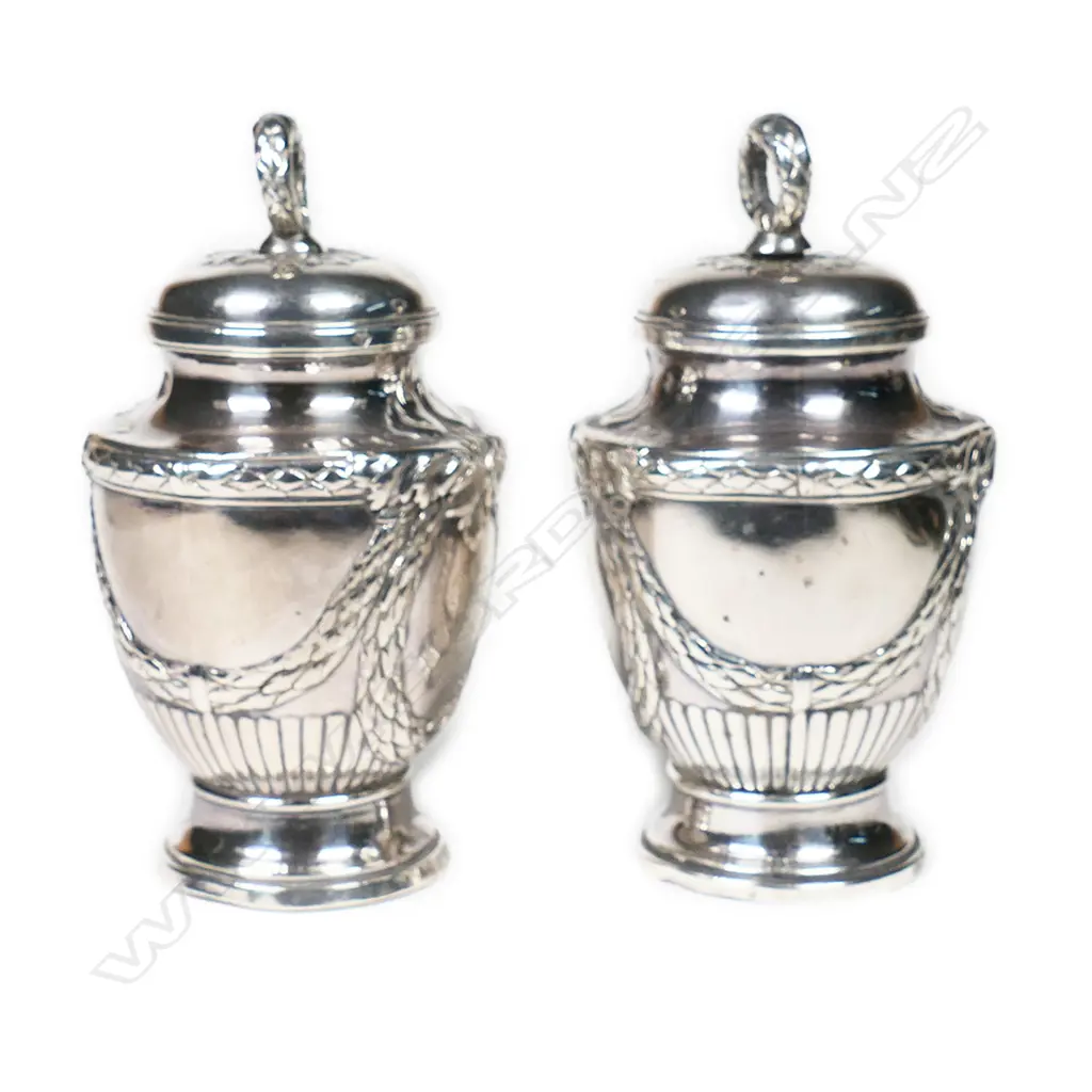 A pair of French 19thC silver pepper grinders, Image 1++