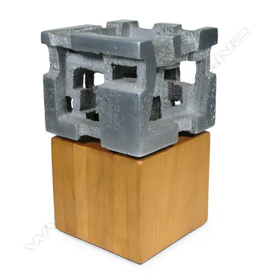 Guy Ngan (1926-2017),