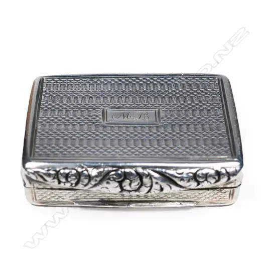 A George III silver vinaigrette,