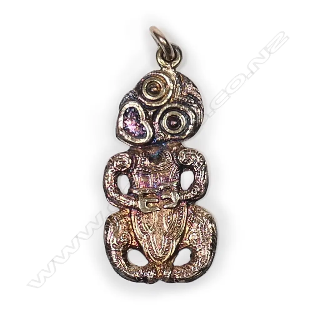 A 9ct rose gold vintage hei tiki pendant/charm, Image 1++