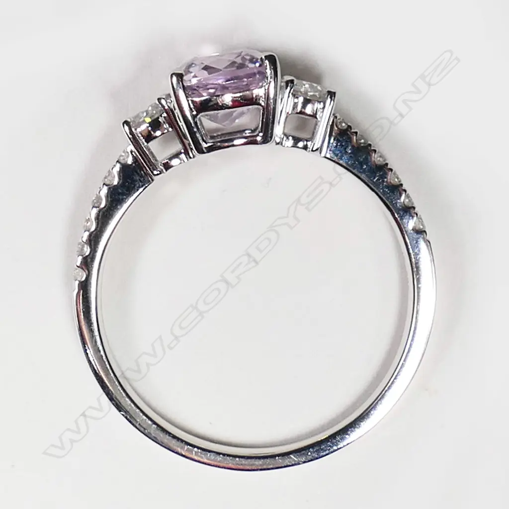 A 14ct white gold, kunzite and diamond ring, Image 1++