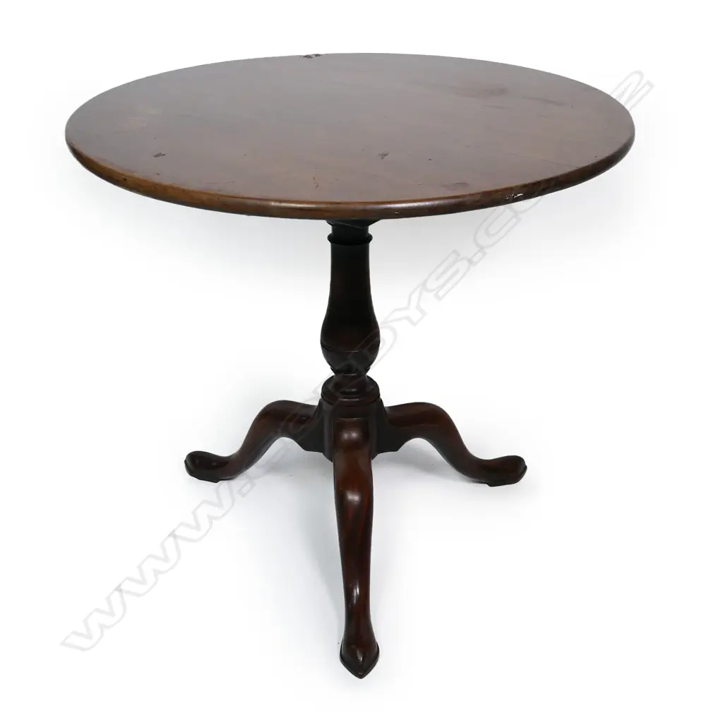 A George III mahogany tripod side table, Image 1++