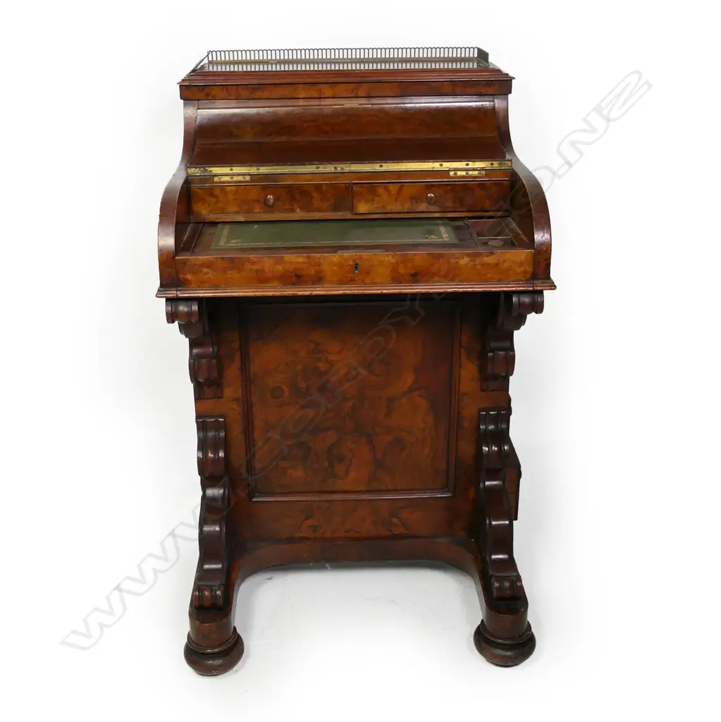 A Victorian burr walnut rise and fall davenport, Image 1++