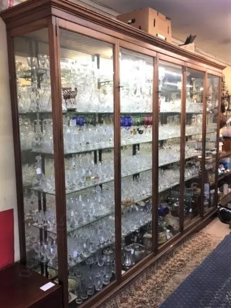 A large and impressive five door glazed shop display cabinet, Image 1++