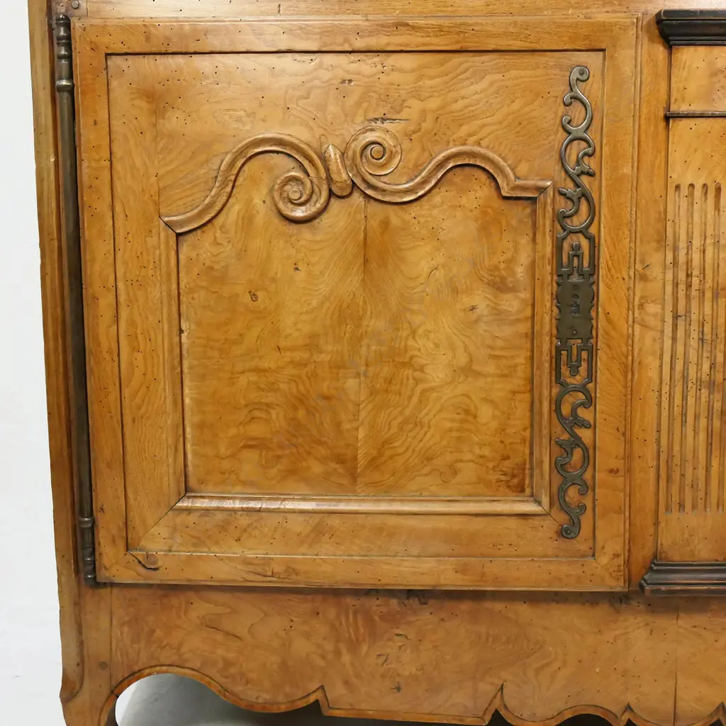 A large 19thC quality French figured fruit wood dresser, Image 1++