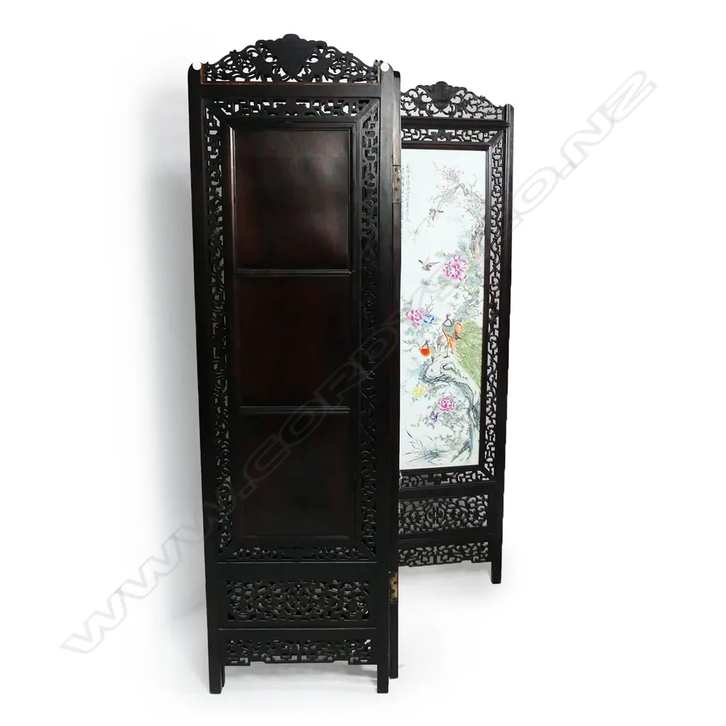 A Chinese hardwood and famille rose four-fold screen, Image 1++