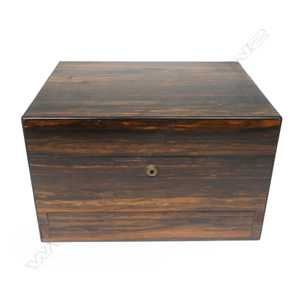 A 19thC coromandel wood dressing table case, Image 1++