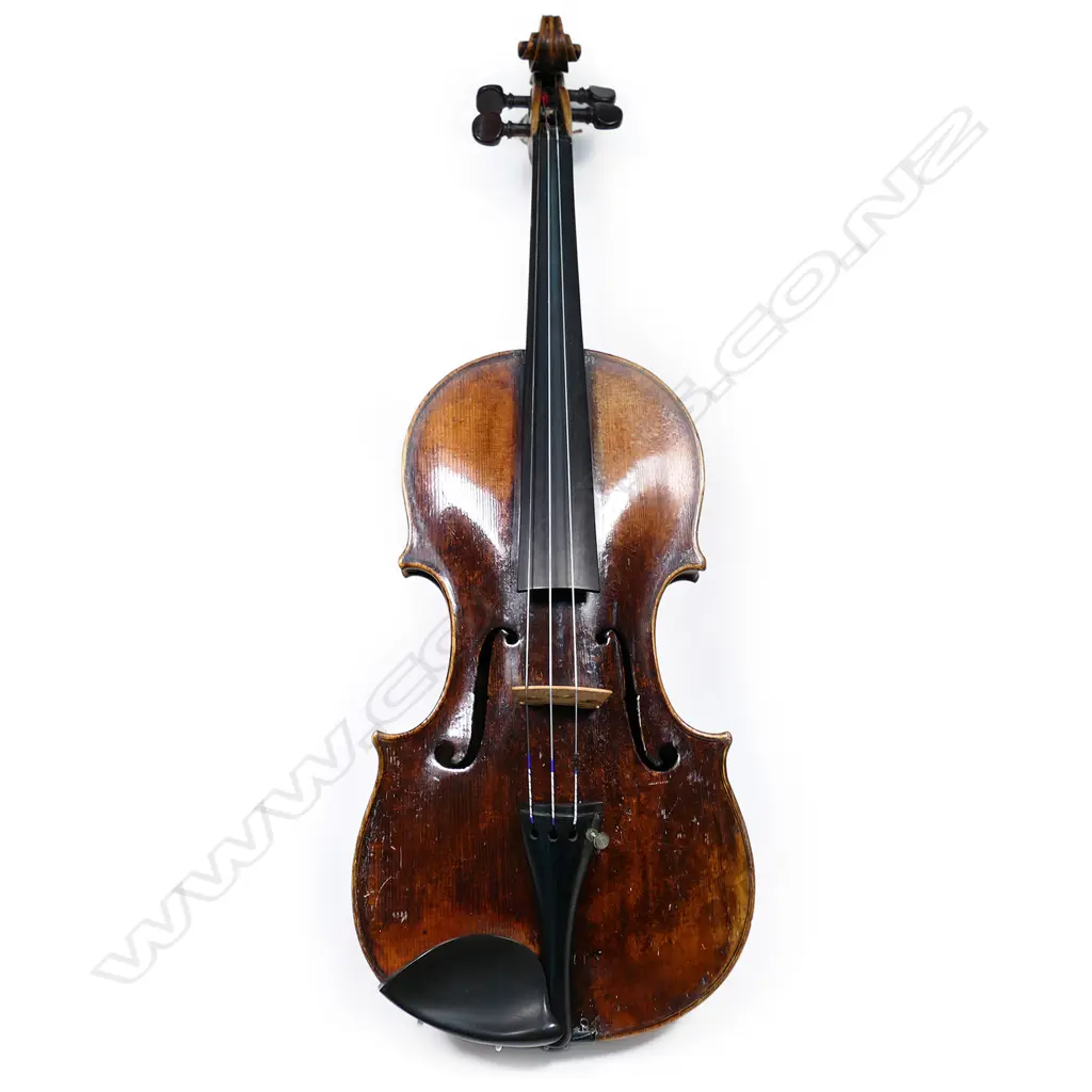 An 18thC German violin, of the Kloz School Image 1++