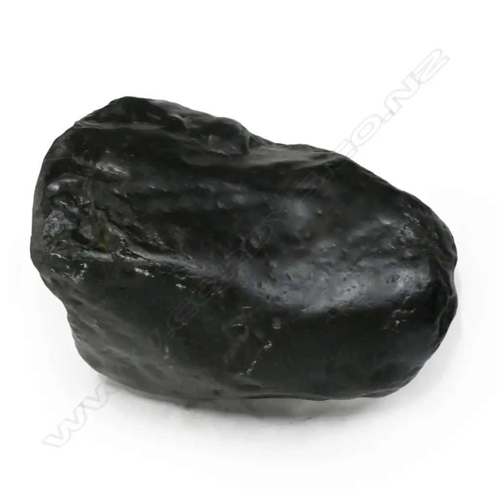 A large pounamu boulder, Image 1++