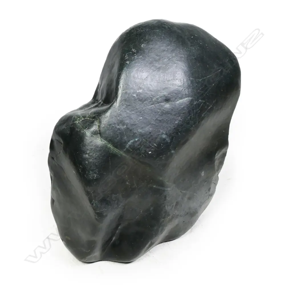 A large pounamu boulder, Image 1++