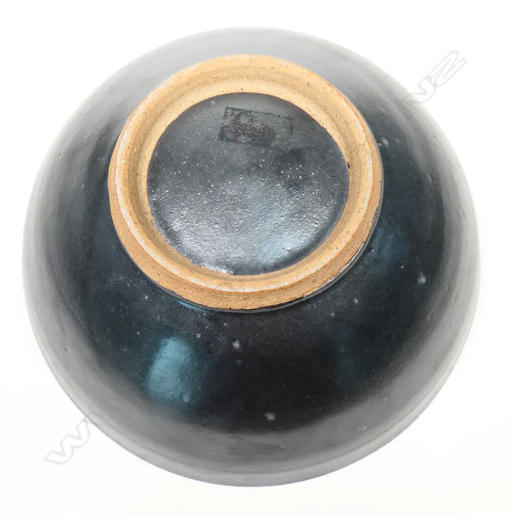Peter Stichbury chun glazed flared bowl, Image 1++