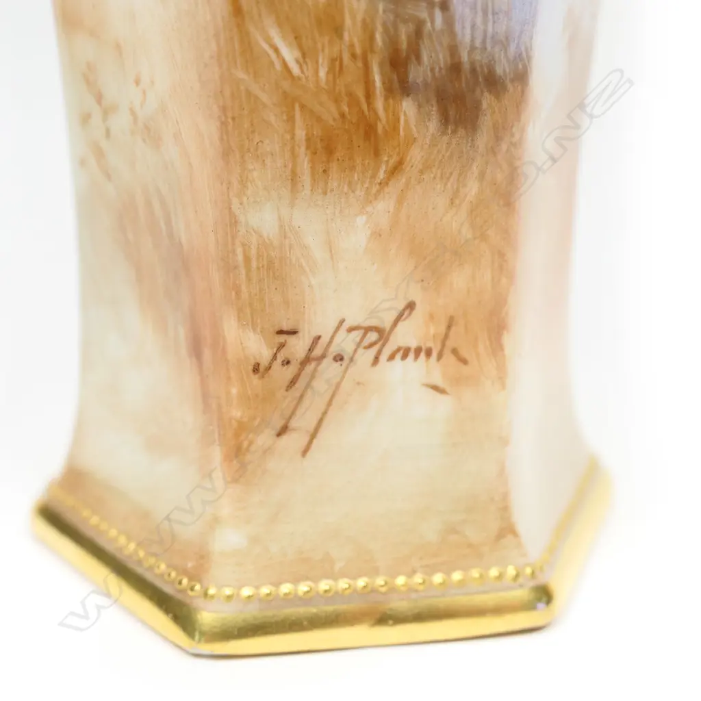 A Royal Doulton hand painted porcelain vase by John Hugh Plant (act. 1902-1920), Image 1++