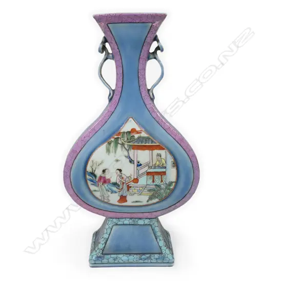 A Chinese famille rose porcelain vase, with Qianlong four-character mark,