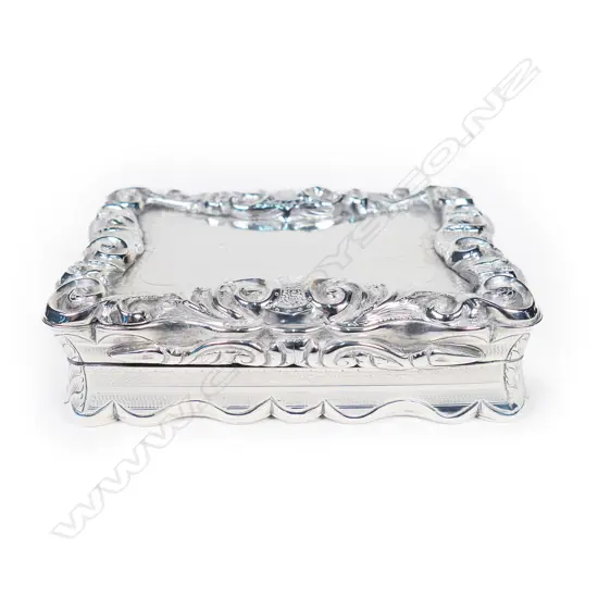 A Victorian silver table snuff box,