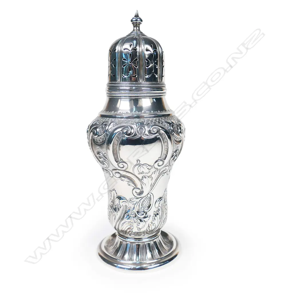 A late Victorian silver sugar caster, Image 1++