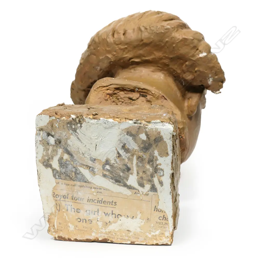Mona Malcolm (1913-1996), Image 1++