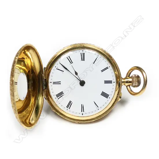 A lady's 18ct gold half hunter pocket watch, early 20thC,