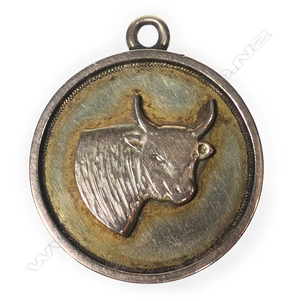 A 9ct rose gold 1929 Ayrshire Breeders Assoc. gold medal Image 1++